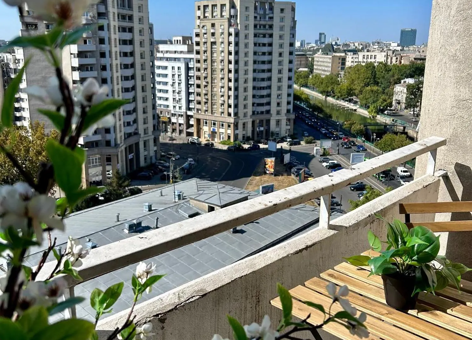 Parliament Skytower Apartment Βουκουρέστι