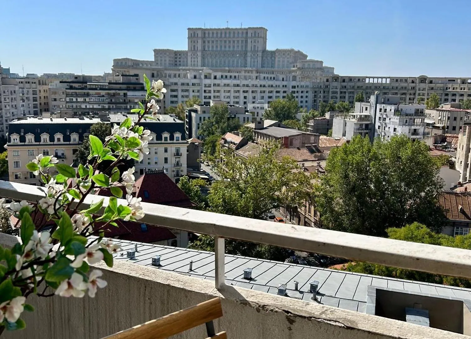 Parliament Skytower Apartment Βουκουρέστι